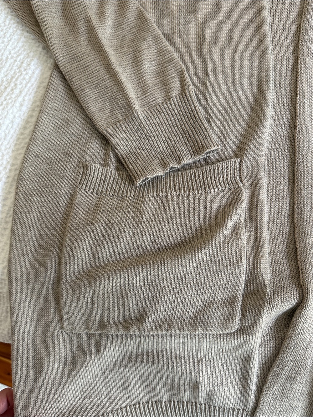 Light Taupe Open-Front Pocket Cardigan Sweater - Women - Picture 3 of 4
